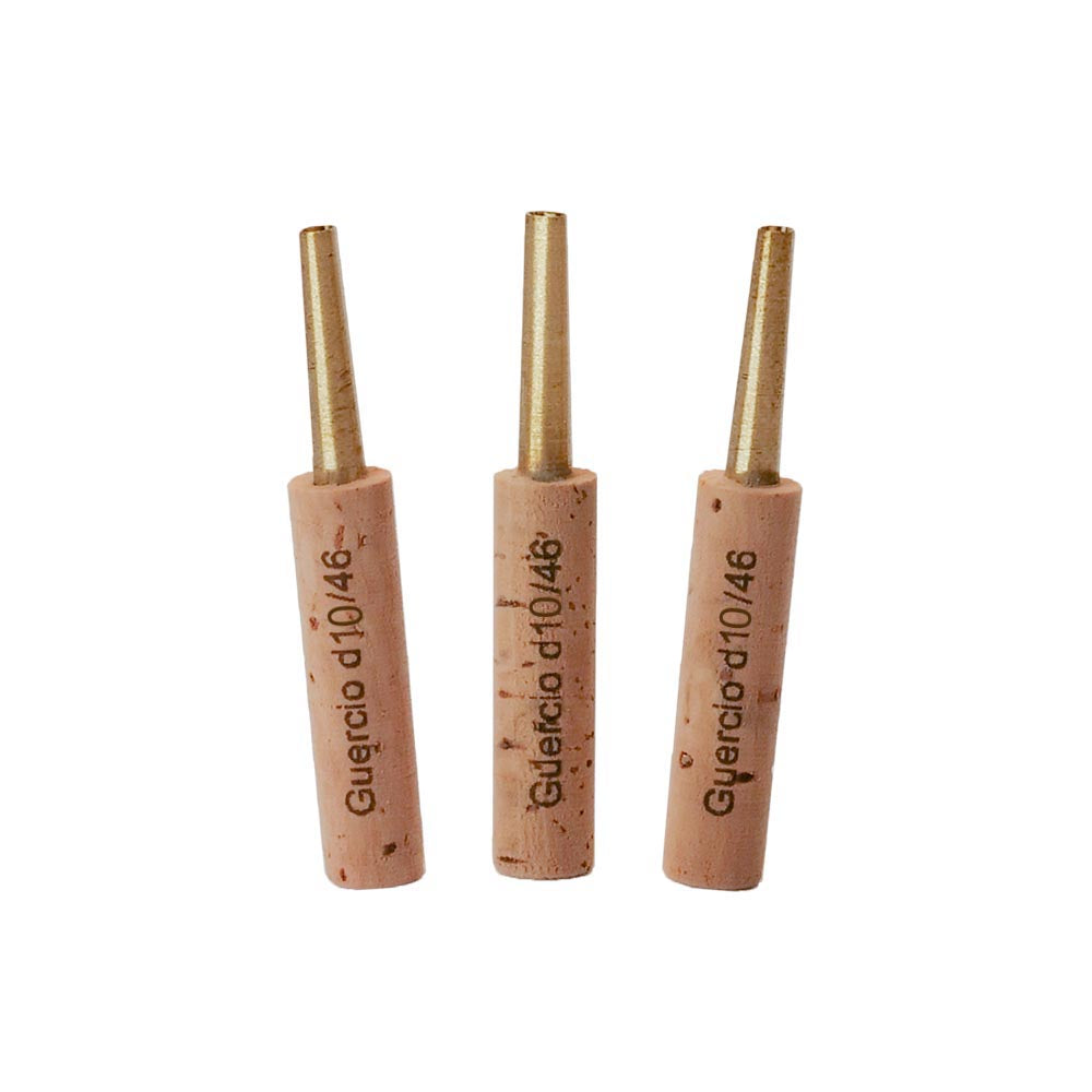 Staples for oboe